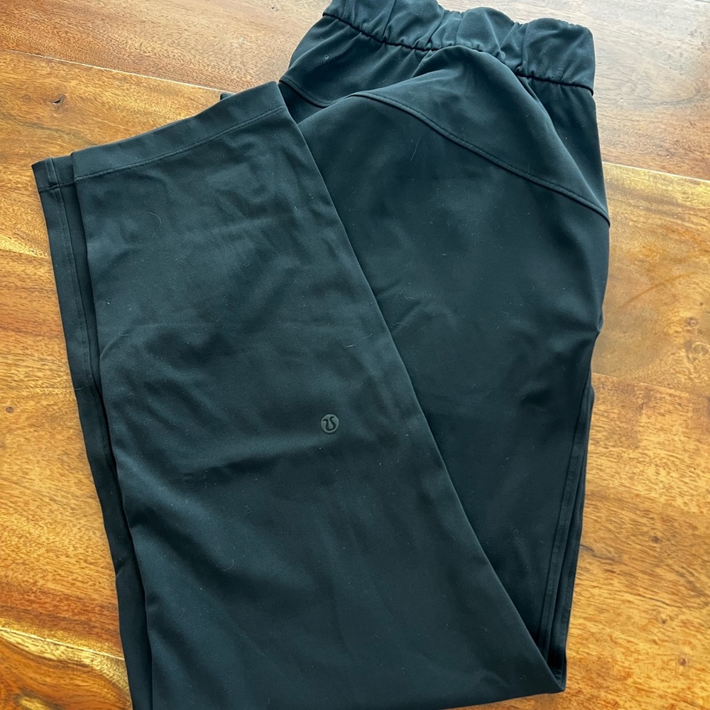 Black Lulumelon Jogger Pants- 10